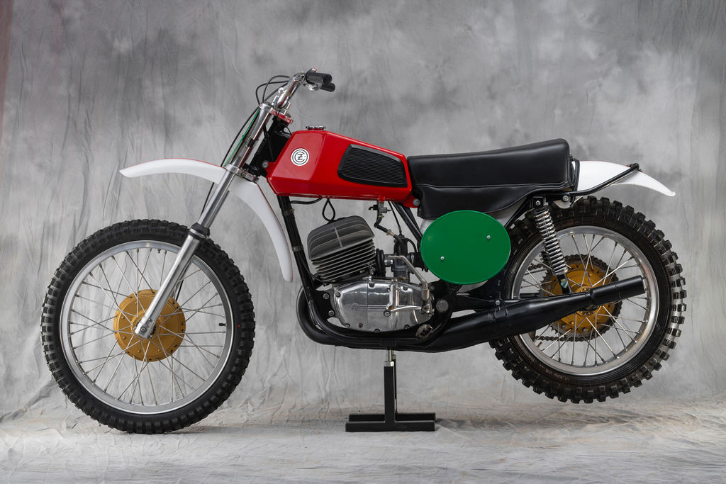 Motobilia-287