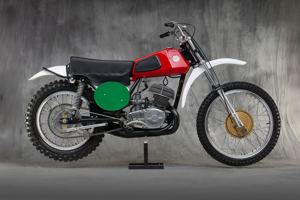Motobilia-309