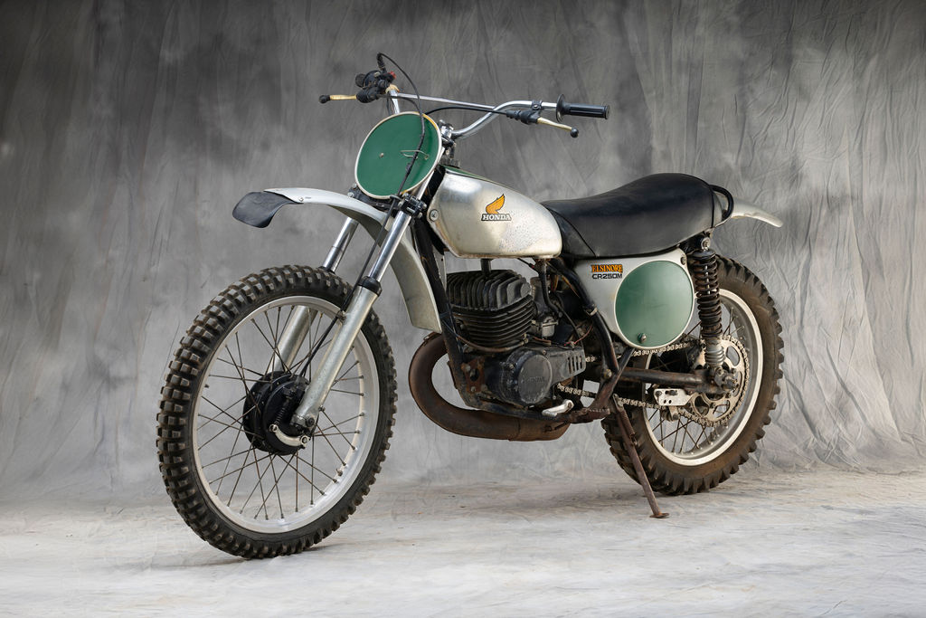 Motobilia-354