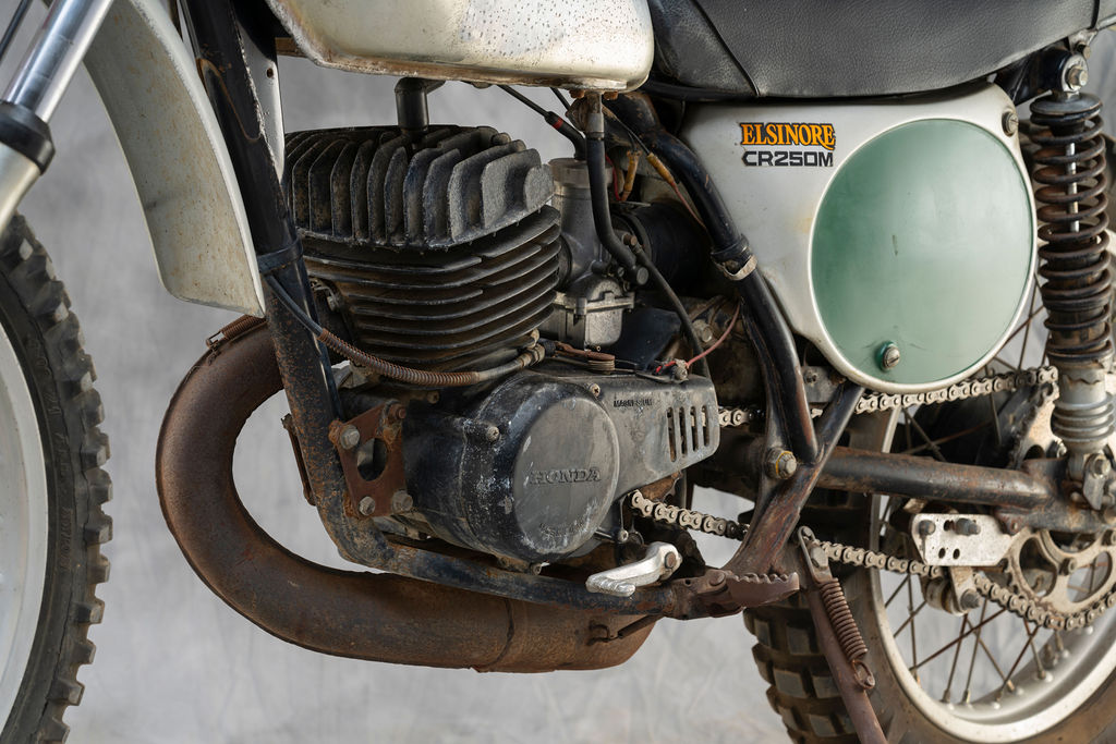 Motobilia-358